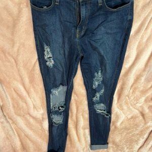 Fashion Nova Cropped Ripped Jeans - High waisted - 11